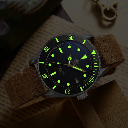 Automatische Retro Uhr